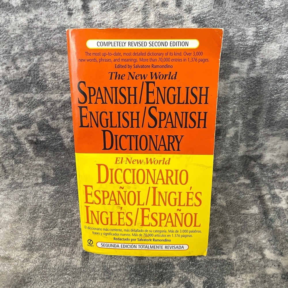 Signet The New World Spanish/English English/Spanish Dictionary 2nd Ed Paperback